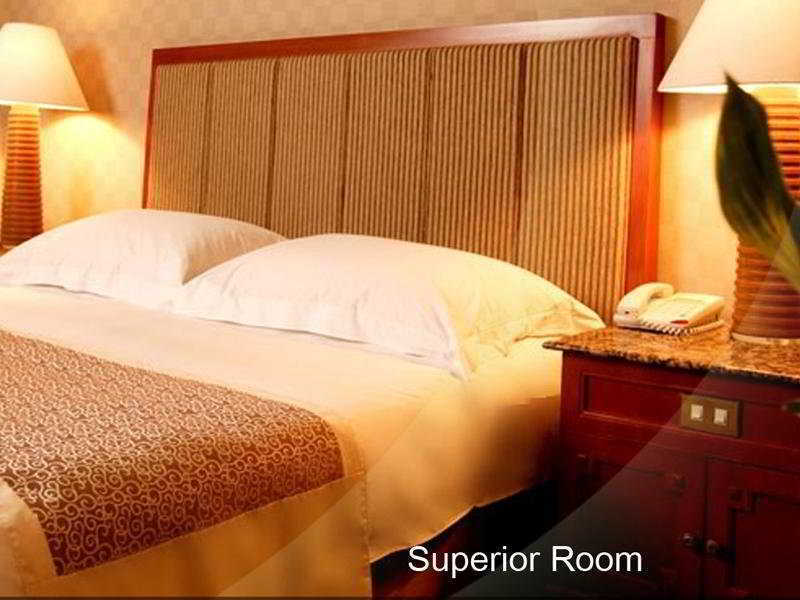 Le Grandeur Mangga Dua Hotel Джакарта Екстериор снимка